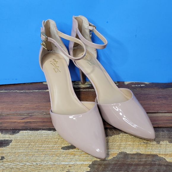 Thalia Sodi Shoes - Thalia Sodi Closed Toe Ankle Strap Pumps Size 9.5